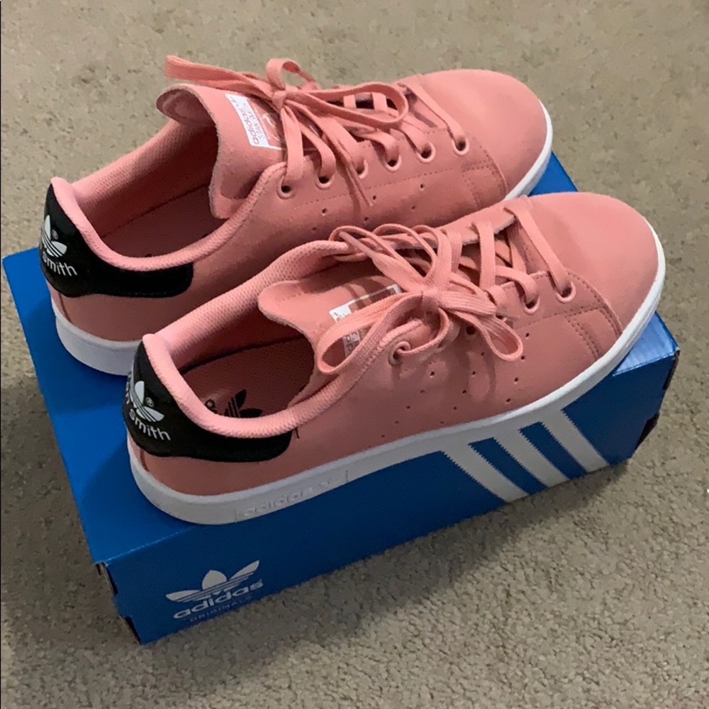 Stan Smith - image 2